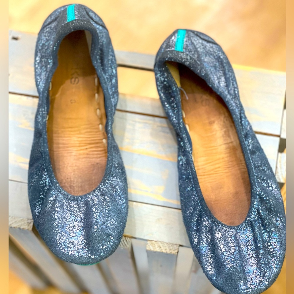 Moonstruck Tieks size 8